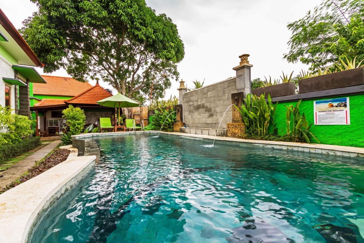 Lembongan Hostel Nusa Lembongan Extérieur photo