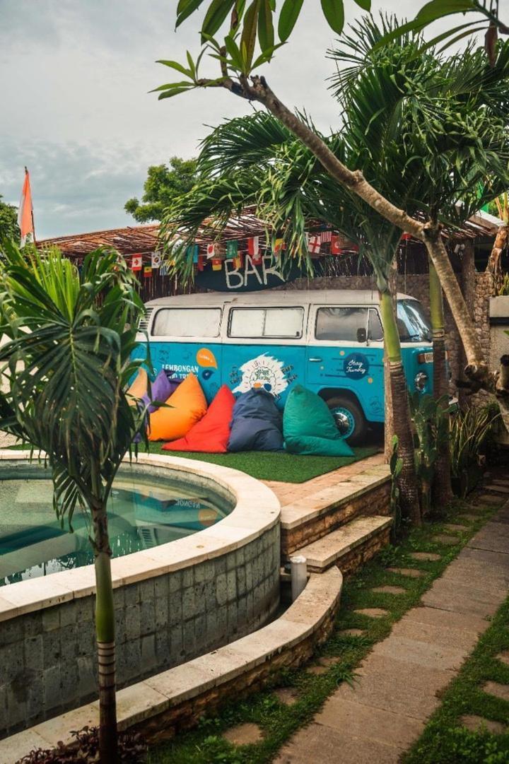Lembongan Hostel Nusa Lembongan Extérieur photo