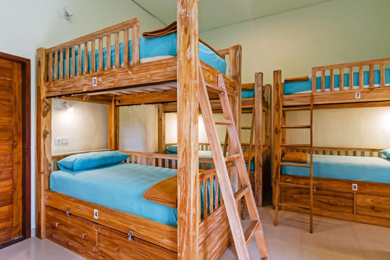 Lembongan Hostel Nusa Lembongan Extérieur photo