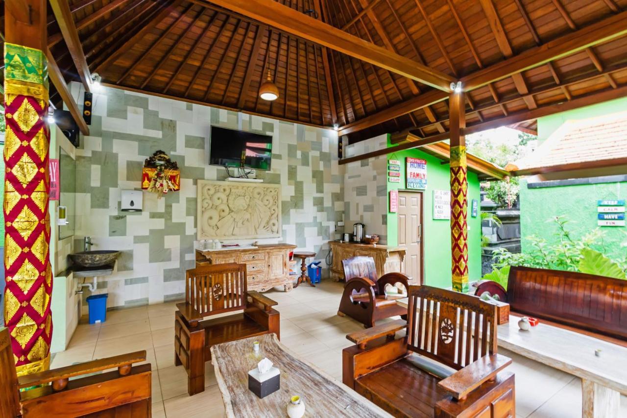 Lembongan Hostel Nusa Lembongan Extérieur photo