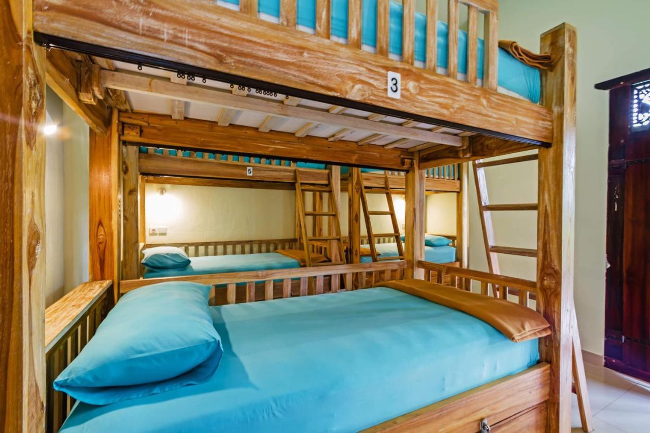 Lembongan Hostel Nusa Lembongan Extérieur photo